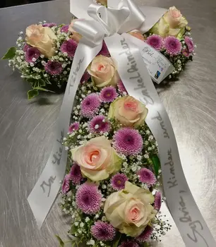 Kreuz_rosa.jpg
