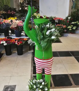 Frosch_mit_Tulpen.jpg